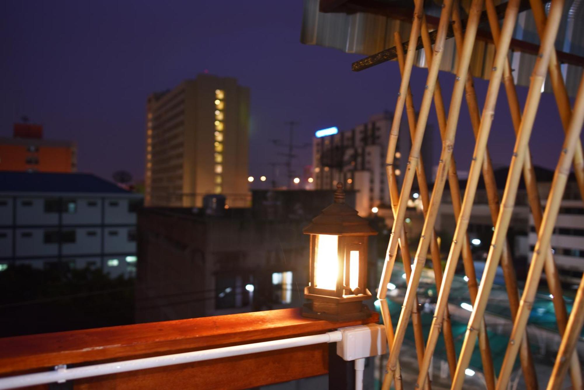 59Indy Guesthouse Bangkok Esterno foto