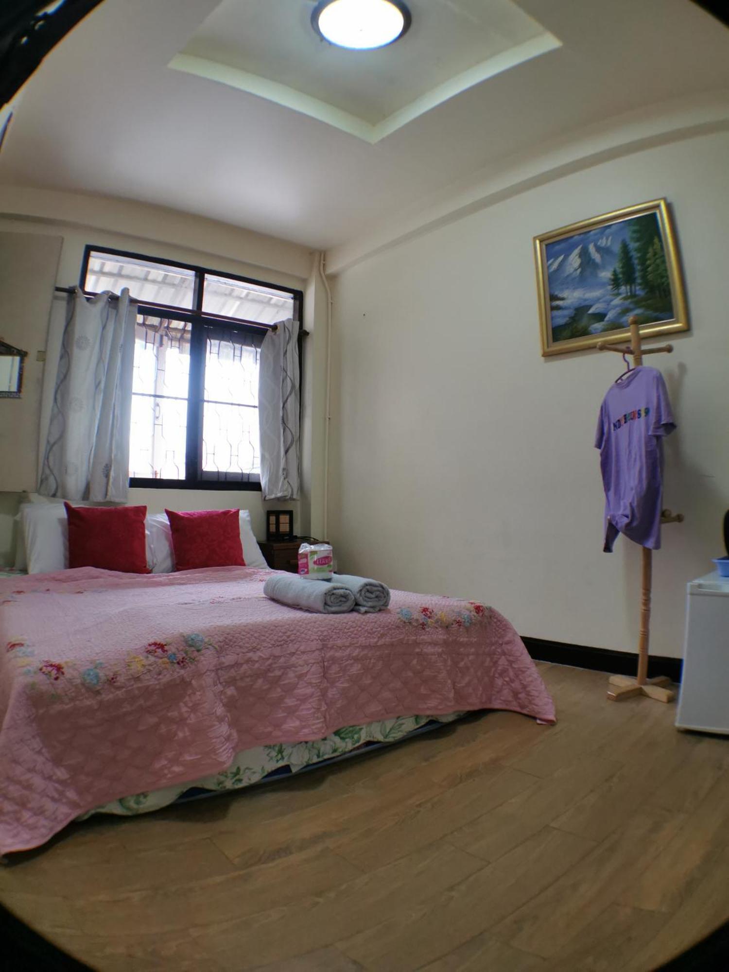 59Indy Guesthouse Bangkok Esterno foto